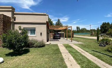 Increible oportunidad casa en Lobos Country Club!