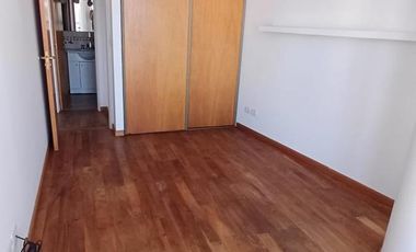 Departamento en edificio de categoria Building en Plaza Paso