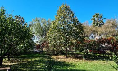 Venta Casa 3 dormitorios con amplio parque - Roldan