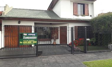 Casa - Burzaco
