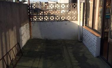 Casa en planta baja   Dpto. 3  AMB en PA. Venta únicamente en block.