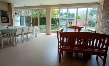 Casa en venta 5 amb en Ituzaingo norte