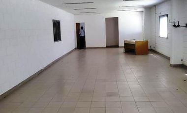 Depósito en Zarate