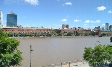 Oficina en Puerto Madero