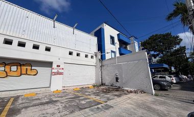 Local Comercial sobre avenida principal