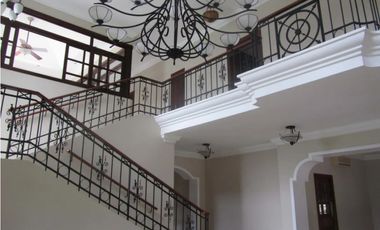 ALQUILER DE CASA EN EL DORADO