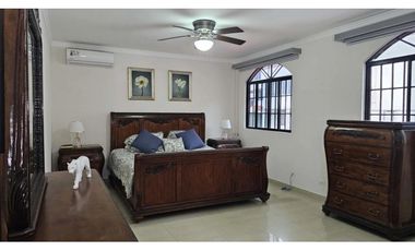 SE VENDE CASA EN LA  ALAMEDA