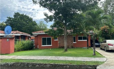 PUNTA CHAME / CASA DE PLAYA / 650M2 / 3 HABIT / TERRAZA / PATIO