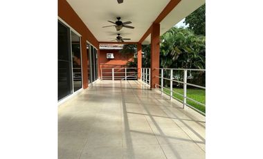 PUNTA CHAME / CASA DE PLAYA / 650M2 / 3 HABIT / TERRAZA / PATIO