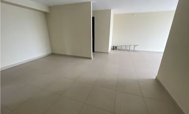 Apartamento en venta Ph Country Club REMATE BANCARIO