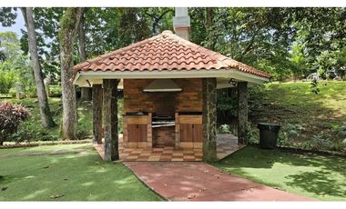 VENDO TERRENO EN CLAYTON