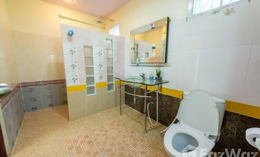 17 Bedroom Hotel for sale in Sarika, Nakhon Nayok
