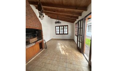 VENTA / CHALET 4 AMB, PARQUE, QUINCHO, GARAJE / MAR DEL PLATA