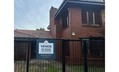VENTA / CHALET 4 AMB, PARQUE, QUINCHO, GARAJE / MAR DEL PLATA