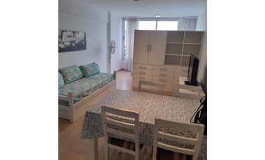 Monoambiente amplio  miramar
