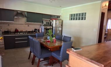 Casa en venta en Quilmes Centro