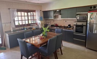 Casa en venta en Quilmes Centro