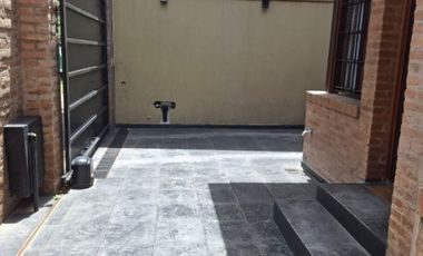 Casa en venta en Quilmes Centro
