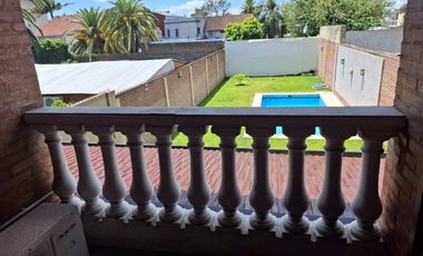 Casa en venta en Quilmes Centro