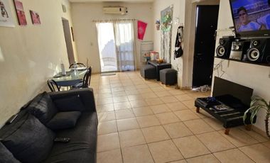 Departamento Tipo Casa en venta en Lanus Oeste