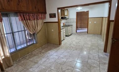 Departamento Tipo Casa en venta en Lanus Oeste