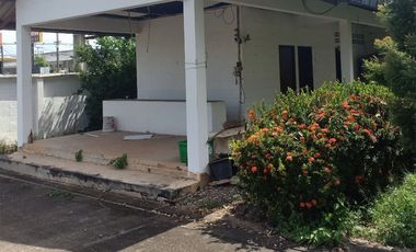Warehouse for sale in Si Maha Phot, Prachin Buri