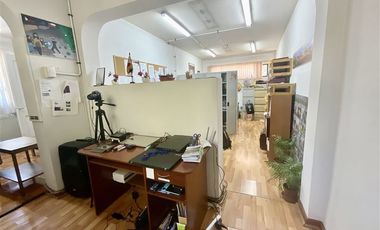 Casa en Arriendo en Felix De Amesti / Neveria