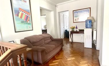 Casa en Arriendo en Felix De Amesti / Neveria