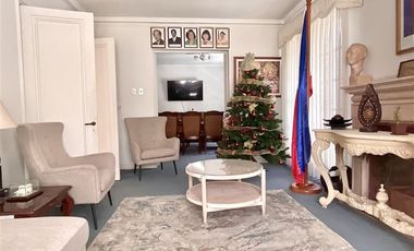 Casa en Arriendo en Felix De Amesti / Neveria