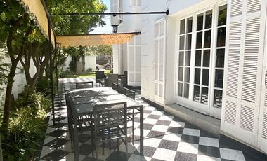 Casa en Arriendo en Felix De Amesti / Neveria