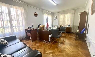 Casa en Arriendo en Felix De Amesti / Neveria