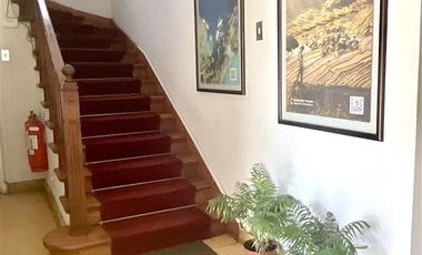 Casa en Arriendo en Felix De Amesti / Neveria