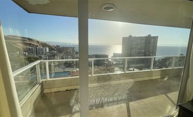 Departamento en Arriendo en Entrelomas 720