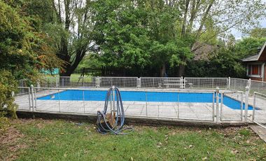 Casa en venta 3 ambientes en Florencio Varela - quincho y pileta