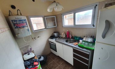 Casa en venta 3 ambientes en Florencio Varela - quincho y pileta