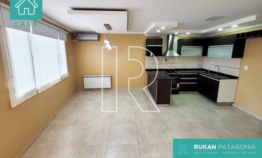 #VentaRUKAN | Casa 2 Habitaciones | CAÑADON SECO.- | Calle AVILA | Estado: Excelente.-