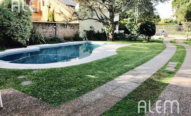 Casa - Barrio Corimayo - Hermoso lote con salida a 2 calles