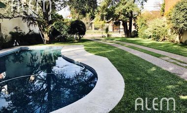 Casa - Barrio Corimayo - Hermoso lote con salida a 2 calles
