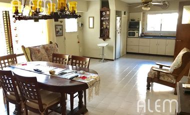 Casa - Barrio Corimayo - Hermoso lote con salida a 2 calles