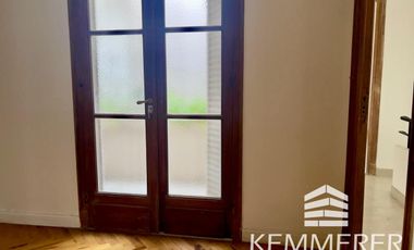 ***Excelente propiedad en alquiler estilo framces en 3 plantas**** Apto Profesional