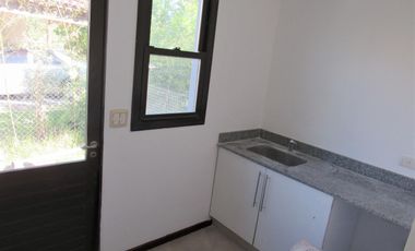 A Laguna - Alquiler s/ Muebles y Venta - Sin Pileta