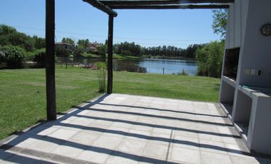 A Laguna - Alquiler s/ Muebles y Venta - Sin Pileta