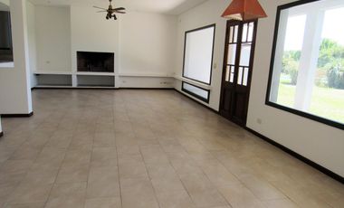 A Laguna - Alquiler s/ Muebles y Venta - Sin Pileta