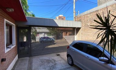 Casa en muy buenas condiciones y ubicación