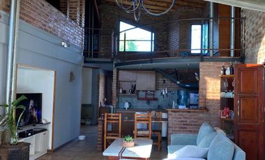 Casa en muy buenas condiciones y ubicación