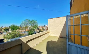 VENTA CASA 6 AMB 560 M2 LANUS OESTE