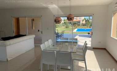CASA VENTA CANNING BARRIO SANTA JUANA
