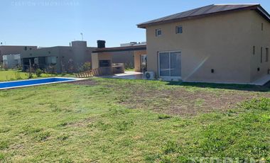 CASA VENTA CANNING BARRIO SANTA JUANA