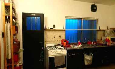 Venta PH en Lanús Este Tipo Casa 3 ambientes con 2 Patios y Terraza al Contrafrente