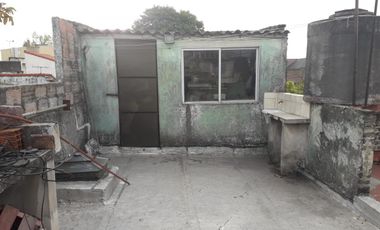 Venta PH en Lanús Este Tipo Casa 3 ambientes con 2 Patios y Terraza al Contrafrente